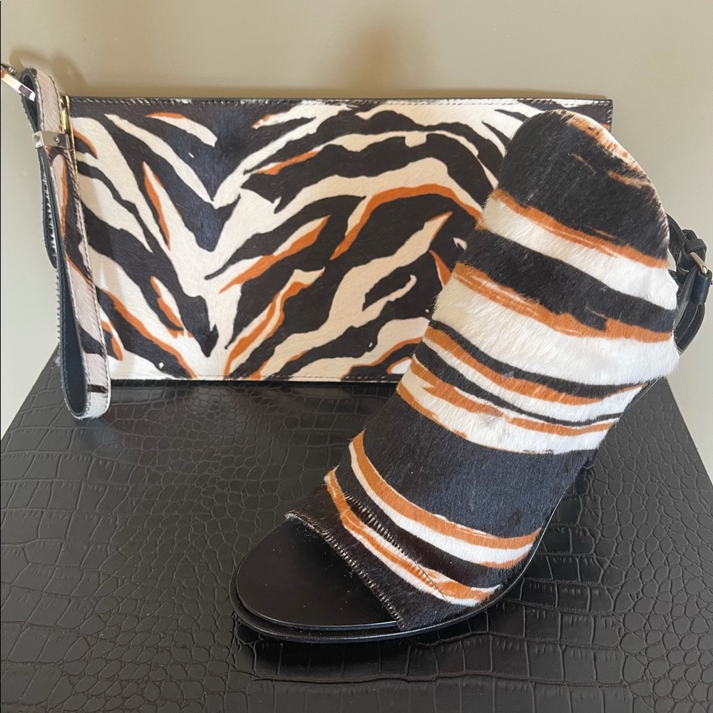 BALENCIAGA Vintage animals print Heels - Picture 10 of 11
